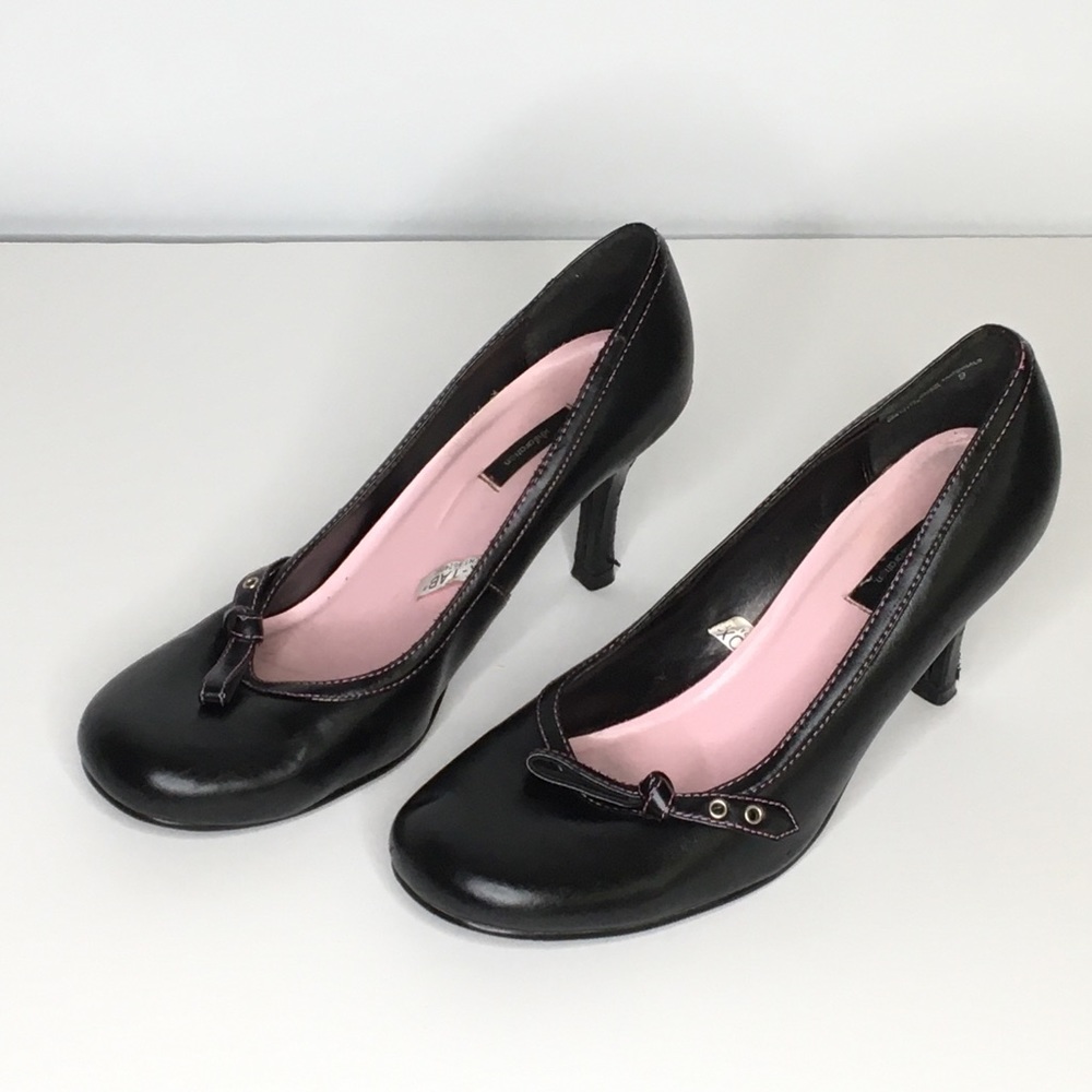 Sexy Comfy Round Toe Black Vegan Pump Size 9